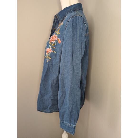 Scandia Woods southwestern floral embroidered denim shirt M - Picture 3 of 7